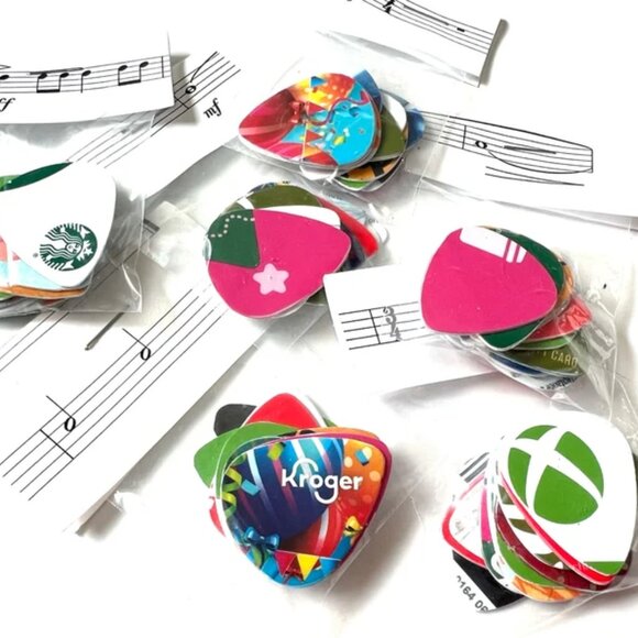 (55-PACK) HEAVY GAUGE GUITAR PICKS - MUSICIAN TOOLS ~ RANDOM MIXED REPURPOSED - Picture 2 of 2